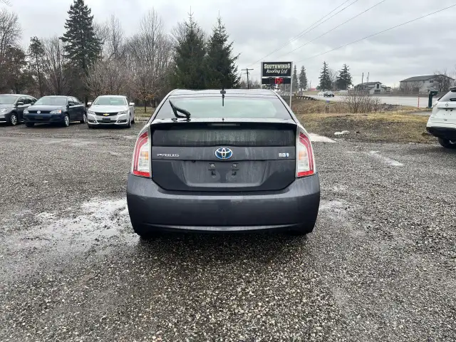 2012 Toyota Prius - Photo 6