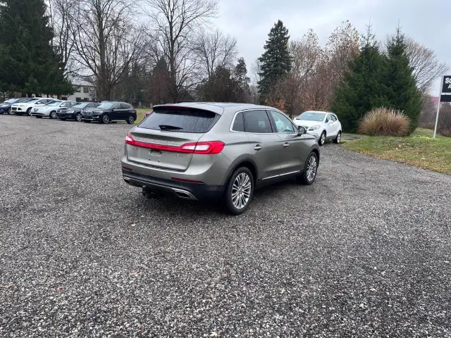 2017 Lincoln MKX AWD 4DR RESERVE - Photo 5
