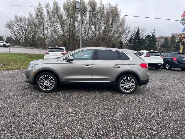 2017 Lincoln MKX AWD 4DR RESERVE - Photo 8