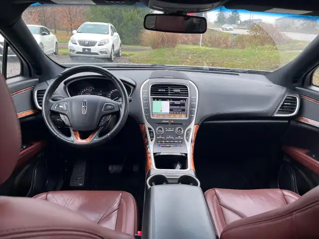 2017 Lincoln MKX AWD 4DR RESERVE - Photo 9