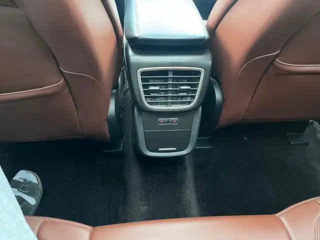 2017 Lincoln MKX AWD 4DR RESERVE - Photo 15