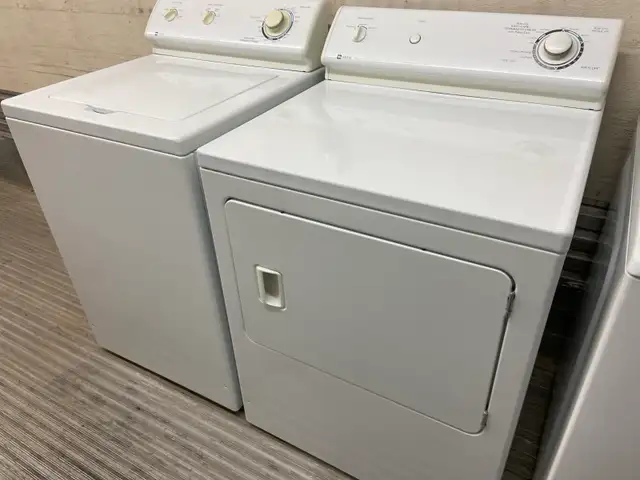 Maytag Washer & Dryer - Photo 7