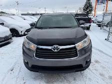 2014 Toyota Highlander LE / AWD 4dr LE / 2 Set of tires & Rims /