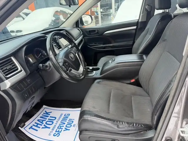 2014 Toyota Highlander LE / AWD 4dr LE / 2 Set of tires & Rims / - Photo 8