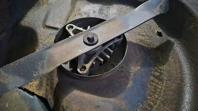 42 inch deck for Craftsman Lt1000/Lt2000 - Photo 4