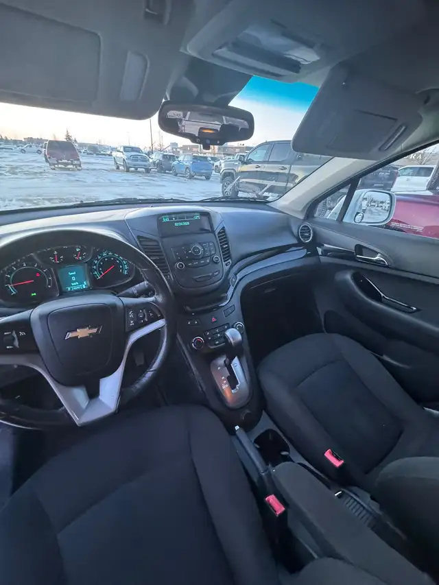 2012 Chevrolet Orlando 7-Seater - Photo 5