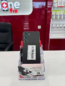 Samsung s23 128 gb With 1 year warranty $499. - Photo 3