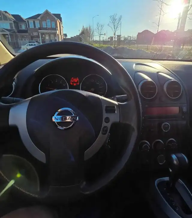 Nissan Rogue FWD 4dr SL 2010 (Gasoline, 2.5L) - Photo 3