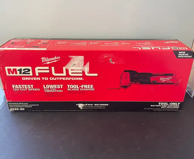 MILWAUKEE OSCILLATING MULTI-TOOL 2526-20