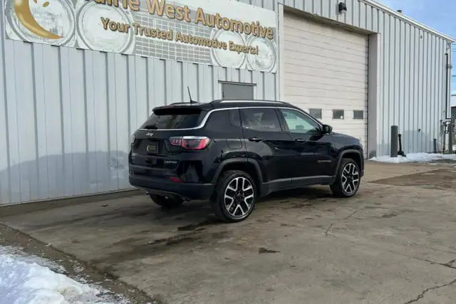 2017 Jeep Compass Limited 4WD - Photo 5