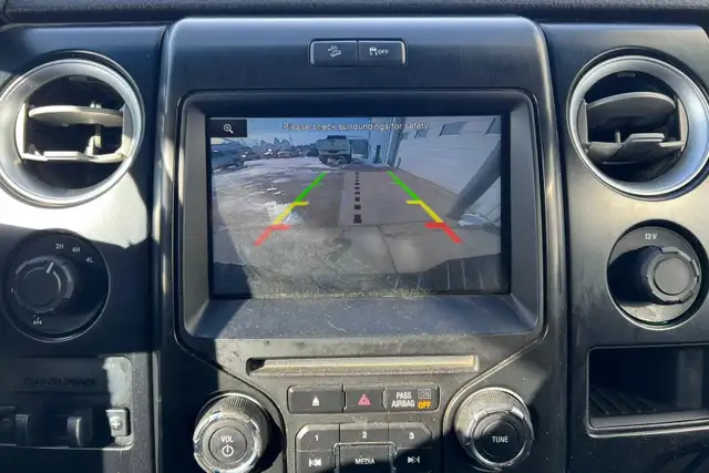 2014 Ford F-150 FX4 Crew Cab 3.5L V6 - Photo 19