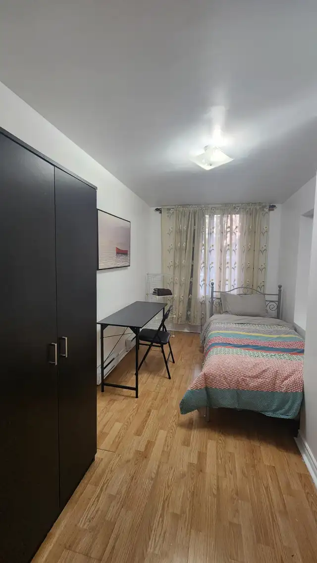 Berri-Uqam Bel appart 5 ½ meublé 3 chambres à coucher 1,700.00$ - Photo 8
