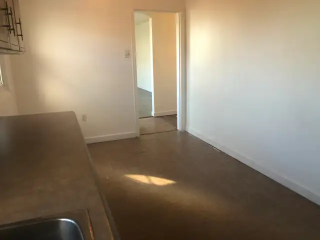 3 bedroom flat  for rent in Spryfield April 1st - Photo 4