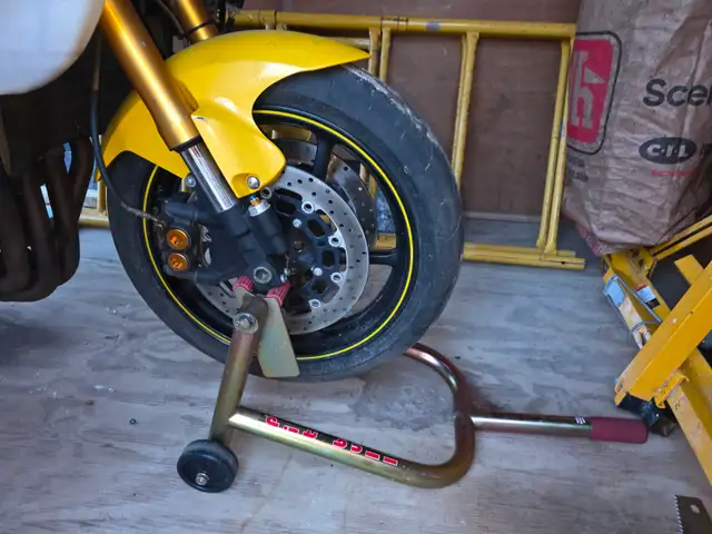 Pit Bull Front Motorcycle Racing Stand - Photo 8