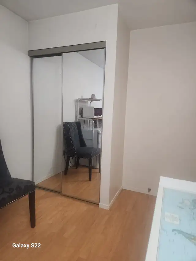 Warden &Sheppard Ave: Bedroom for Rent - Photo 3