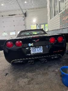 Chevrolet Corvette - Photo 2