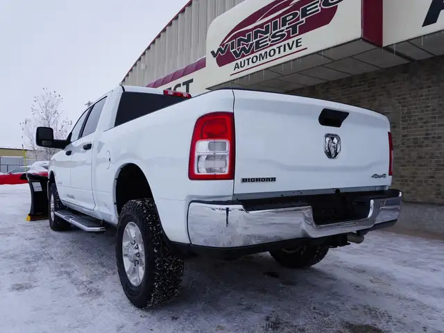 2023 Dodge Ram 2500 BIG HORN, BUCKETS & CONSOLE W/NEW SNOW-WAY P - Photo 18