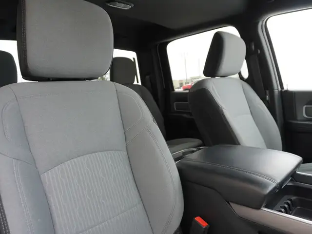2023 Dodge Ram 2500 BIG HORN, BUCKETS & CONSOLE W/NEW SNOW-WAY P - Photo 49