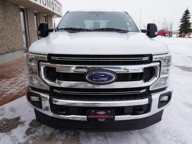 2022 Ford F-350 XLT 4WD Crew Cab | HEAVY DUTY FLAT DECK!! - Photo 9