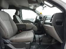 2022 Ford F-350 XLT 4WD Crew Cab | HEAVY DUTY FLAT DECK!! - Photo 29