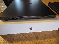 Macbook Pro 16 inch M4 Max 48GB / 1TB - Photo 9