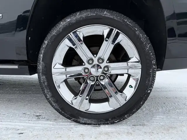 2017 GMC Yukon Denali - Photo 10