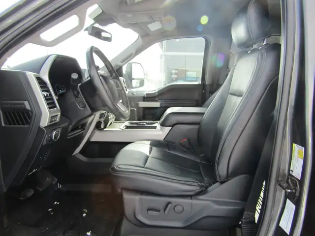 2020 Ford Super Duty F-350 SRW LARIAT 4WD 6.7L DIESEL 6.75' Box - Photo 34