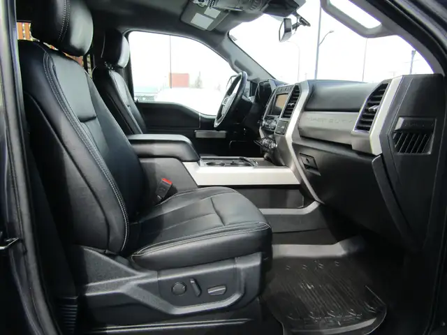 2020 Ford Super Duty F-350 SRW LARIAT 4WD 6.7L DIESEL 6.75' Box - Photo 38