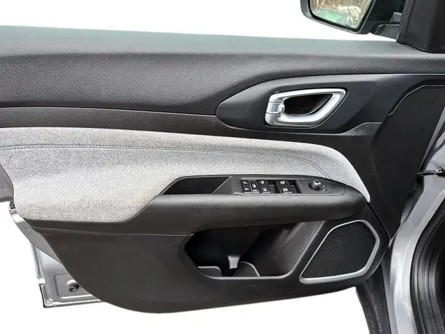 2024 Jeep Compass North North 4x4 | Heated Seats & Steering - Photo 13