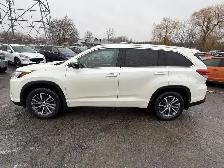 2018 Toyota Highlander XLE - Photo 2