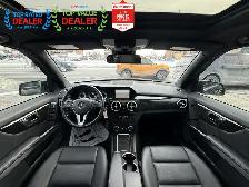 2015 Mercedes-Benz GLK-Class //AMG PKG | PREMIUM | PANO | NAVI | - Photo 2