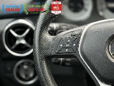 2015 Mercedes-Benz GLK-Class //AMG PKG | PREMIUM | PANO | NAVI | - Photo 22