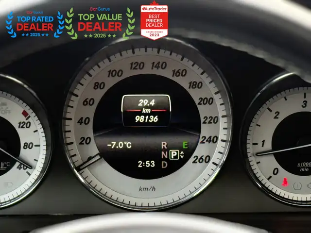 2015 Mercedes-Benz GLK-Class //AMG PKG | PREMIUM | PANO | NAVI | - Photo 24