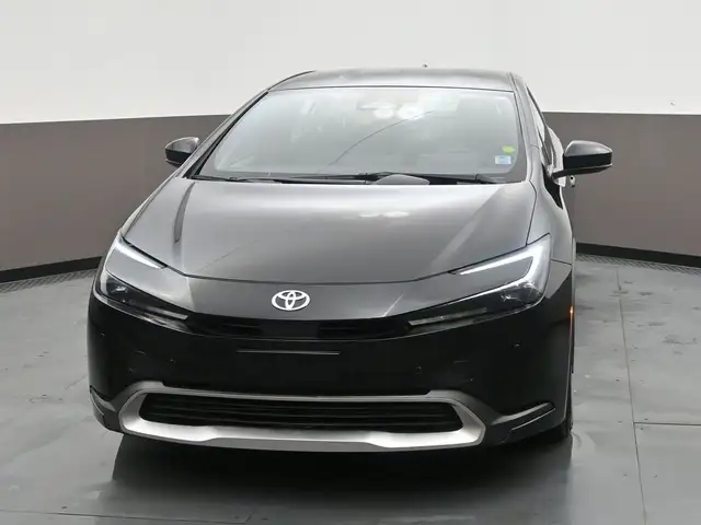 2025 Toyota Prius SE Alloys, Heated Seats/Steering, Apple Carpla - Photo 3