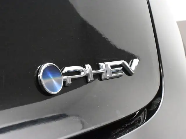 2025 Toyota Prius SE Alloys, Heated Seats/Steering, Apple Carpla - Photo 24