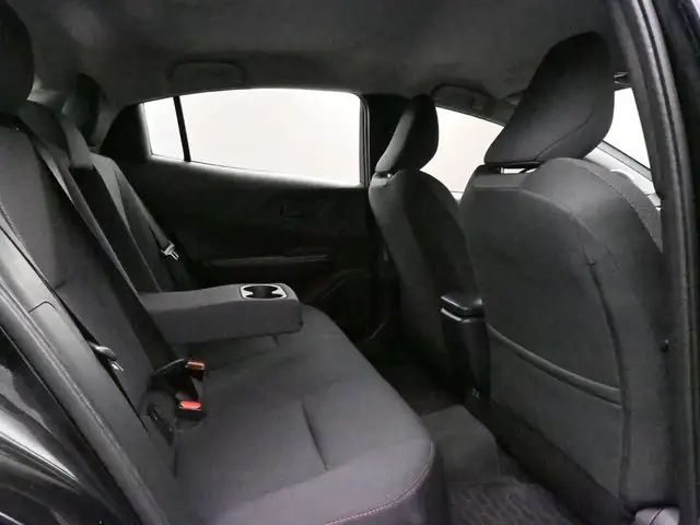 2025 Toyota Prius SE Alloys, Heated Seats/Steering, Apple Carpla - Photo 26