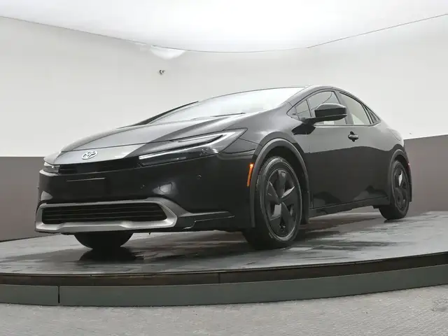 2025 Toyota Prius SE Alloys, Heated Seats/Steering, Apple Carpla - Photo 38