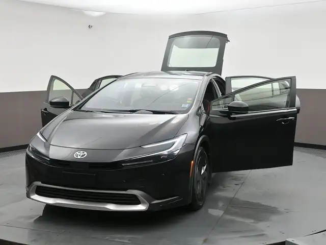 2025 Toyota Prius SE Alloys, Heated Seats/Steering, Apple Carpla - Photo 53