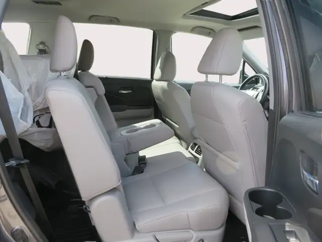 2020 Honda Pilot EX-L Navi AWD - Photo 14