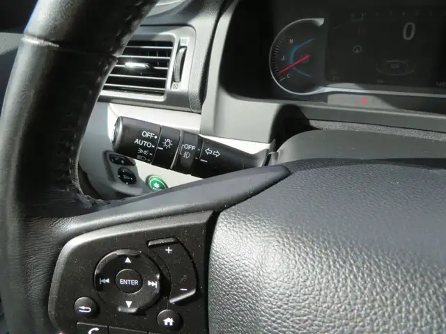 2020 Honda Pilot EX-L Navi AWD - Photo 25