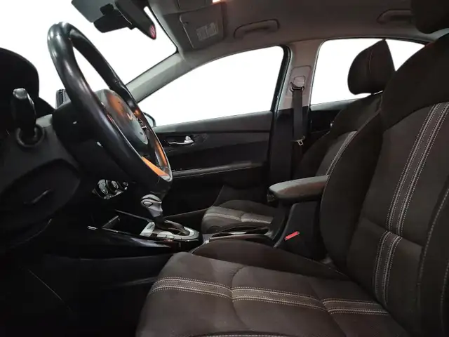 2023 Kia Forte EX EX | Heated Seats & Steering | - Photo 10