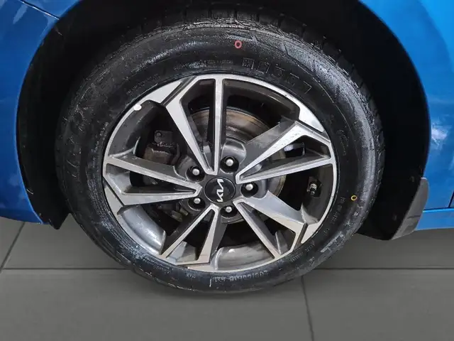 2023 Kia Forte EX EX | Heated Seats & Steering | - Photo 13