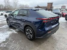 2023 TOYOTA BZ4X LE ELECTRIC - Photo 4