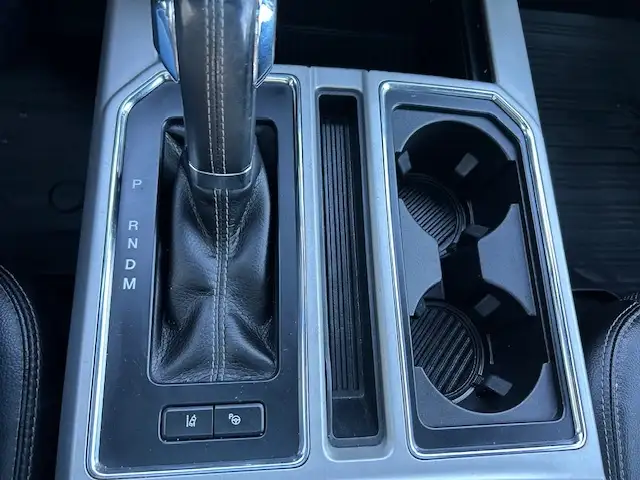 2017 Ford F-150 4WD SuperCrew 145' LARIAT - Photo 13