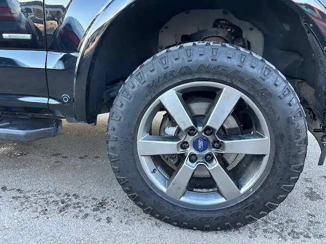 2017 Ford F-150 4WD SuperCrew 145' LARIAT - Photo 21