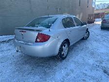 2005 Pontiac Pursuit Base - Photo 4