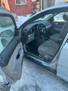 2005 Pontiac Pursuit Base - Photo 7