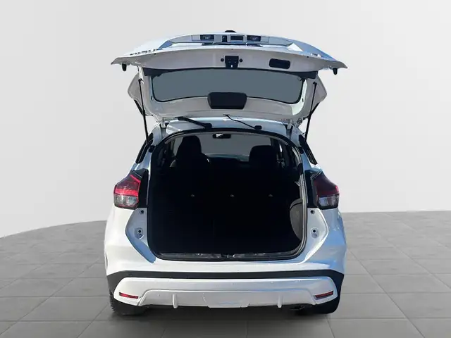 2024 Nissan Kicks SV SV | Adaptive Cruise | Heated Seats - Photo 6