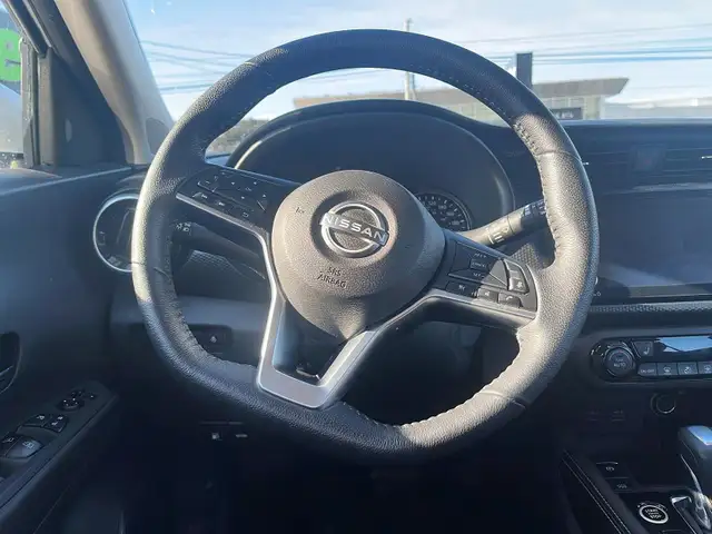 2024 Nissan Kicks SV SV | Adaptive Cruise | Heated Seats - Photo 11