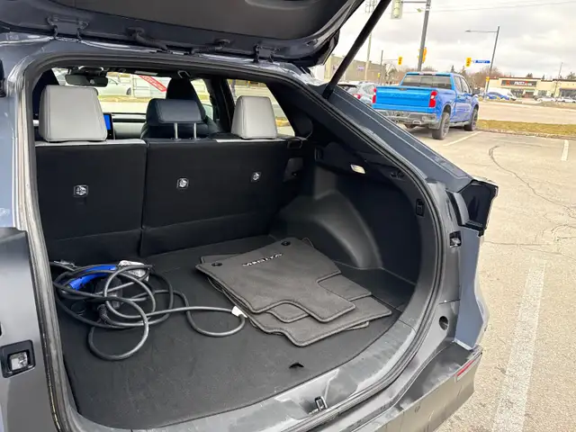 2023 Subaru Solterra Luxury Package Luxury, EV, Starlink! - Photo 15